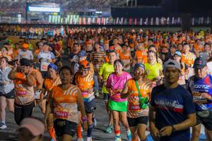 BIB: 29659, 29461, 235, 28485, 24660
                            <button type="button" onclick="openModal(22826045)" class="btn btn-primary btn-sm float-right btn-popup" data-toggle="modal" data-target=".modal-high-quality">
                        <i class="fas fa-shopping-cart"></i> Add to Cart
                    </button>
                                            <button type="button" onclick="isThisMe(22826045, true)" class="btn btn-success btn-sm float-right btn-popup btn-isme hidden" data-toggle="tooltip" data-placement="bottom" title="นี่คือรูปของคุณใช่ไหม คลิกที่นี่เพื่อเอาเข้าอัลบั้ม">
                        <i class="fas fa-plus"></i> Add to album
                    </button>
                    <button type="button" onclick="isThisMe(22826045, false)" class="btn btn-warning btn-sm float-right btn-popup btn-isnotme hidden">
                        <i class="fas fa-ban"></i> Remove from album
                    </button>